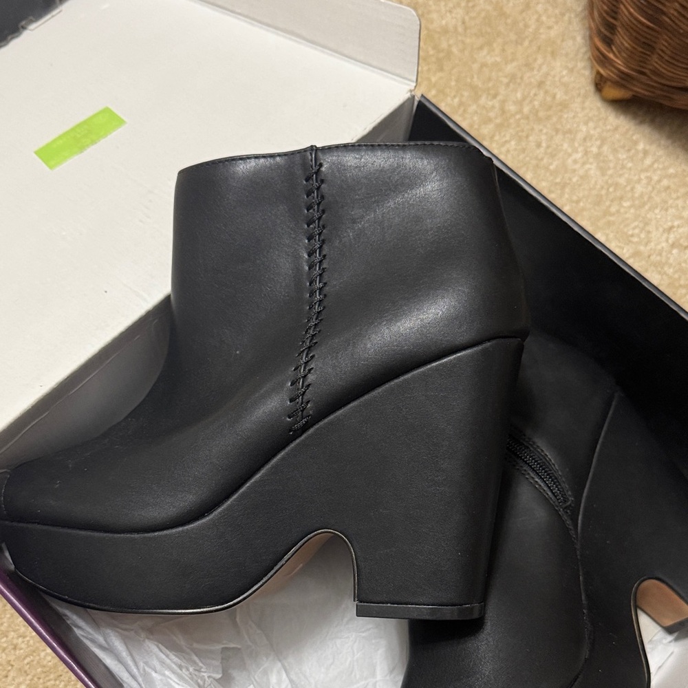 Torrid Black Ankle Booties